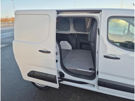 2023 Peugeot Partner Premium L1