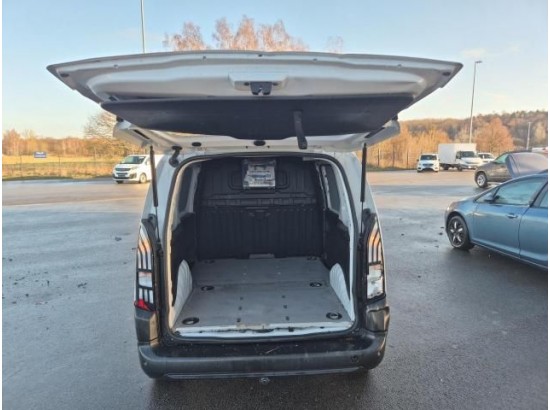 2023 Peugeot Partner Premium L1