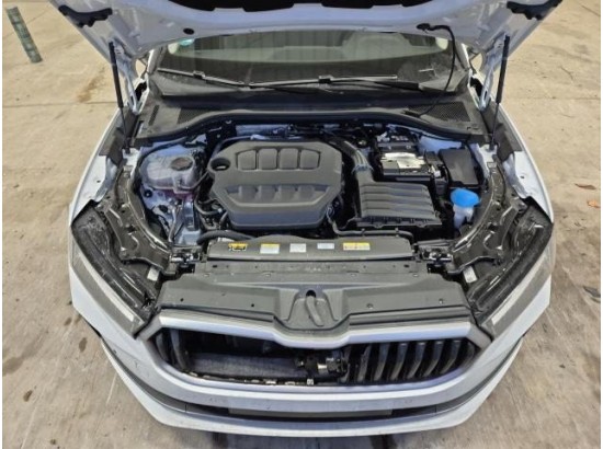 2025 Skoda Superb Combi 2.0 TSI 150 kW Selection