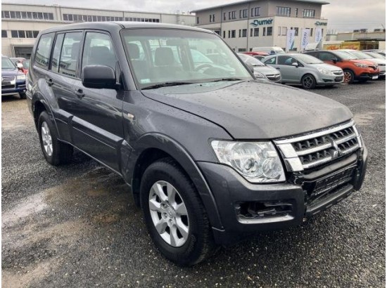 2015 Mitsubishi Pajero 3.2 DI-D Basis