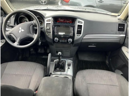 2015 Mitsubishi Pajero 3.2 DI-D Basis