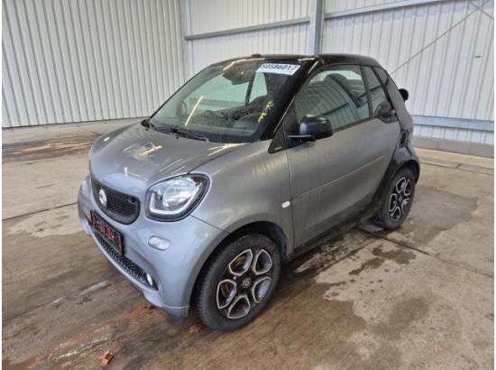 2019 Smart fortwo cabrio Basis 66 kW