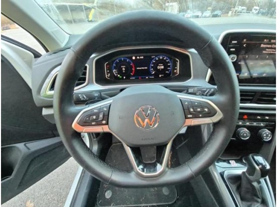 2025 Volkswagen T-Roc Style