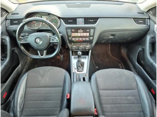 2015 Skoda Octavia Combi Elegance