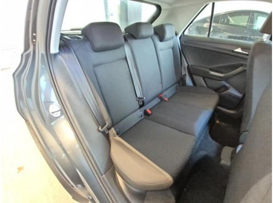 2025 Volkswagen T-Roc Basis