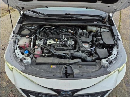 2022 Toyota Corolla Touring Sports Hybrid Team D