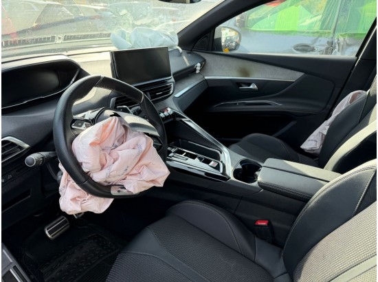 2024 Peugeot 3008 Hybrid 136 GT