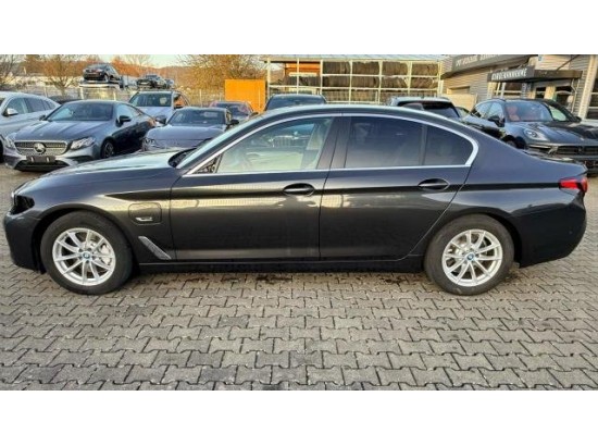 2022 BMW 5er Lim. 520 e