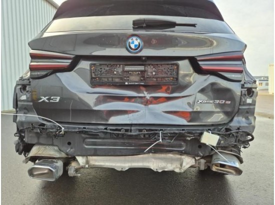2022 BMW X3 xDrive 30 e