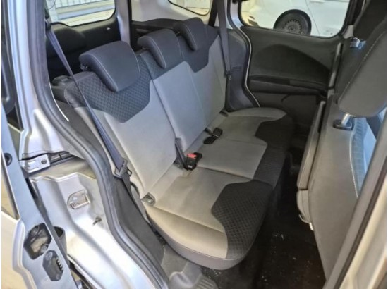 2017 Ford Tourneo Courier Trend