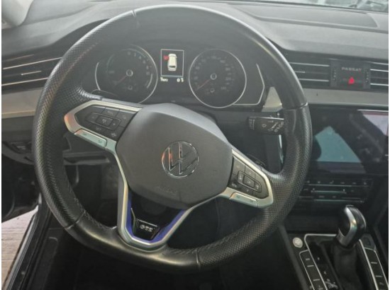 2021 Volkswagen Passat Variant GTE