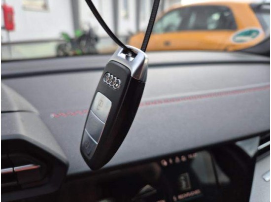 2023 Audi A3 Sportback 40 TFSI e S line