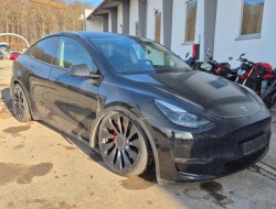 2022 Tesla Model Y AWD Performance Dual