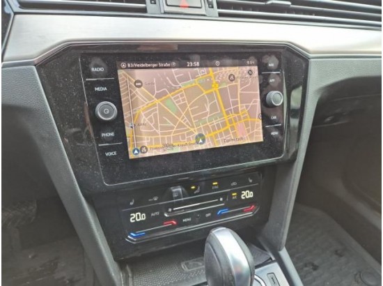 2020 Volkswagen Passat Variant Elegance