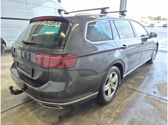 2020 Volkswagen Passat Variant Elegance