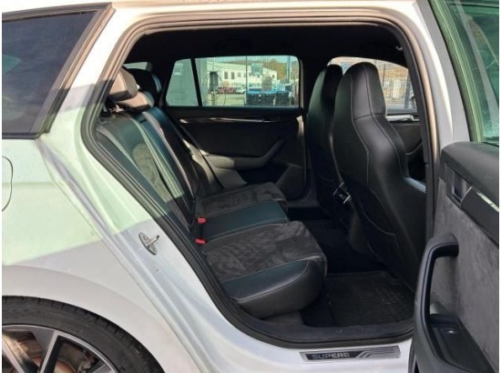 2017 Skoda Superb Combi SportLine