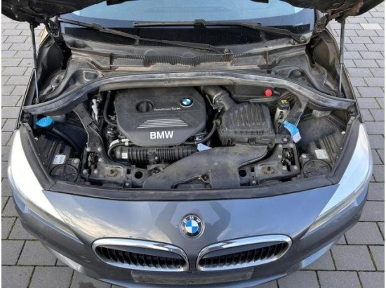 2017 BMW 2 Active Tourer 220 i Advantage