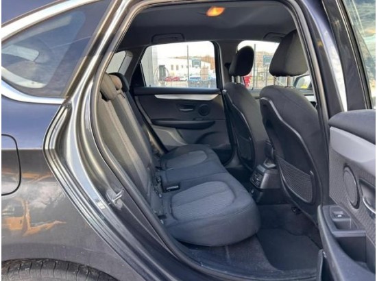 2017 BMW 2 Active Tourer 220 i Advantage