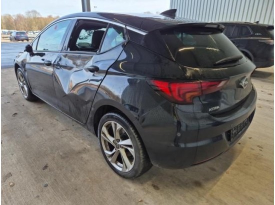 2017 Opel Astra K Lim. Dynamic