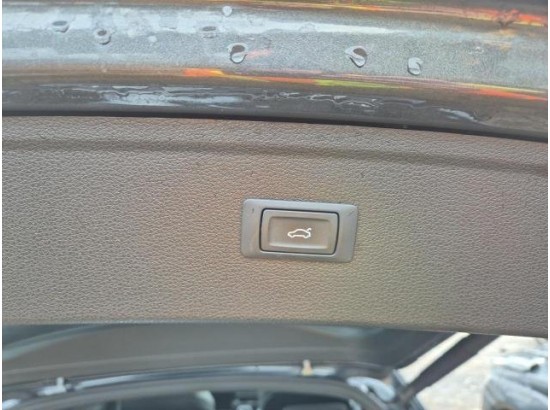 2022 Audi Q5 40 TDI quattro S line