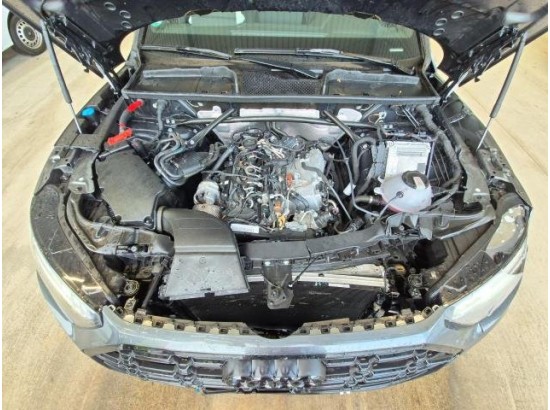 2022 Audi Q5 40 TDI quattro S line