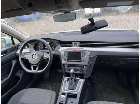 2017 Volkswagen Passat Variant