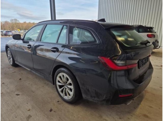 2021 BMW 3er Touring 320d Advantage