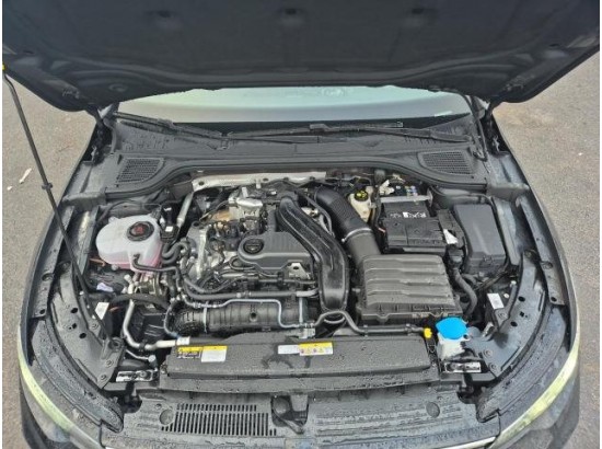 2025 Volkswagen Golf VIII Variant 1.5 eTSI 110 kW Goal