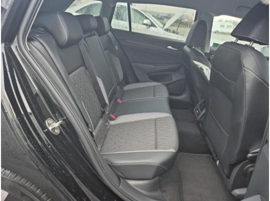 2025 Volkswagen Golf VIII Variant 1.5 eTSI 110 kW Goal