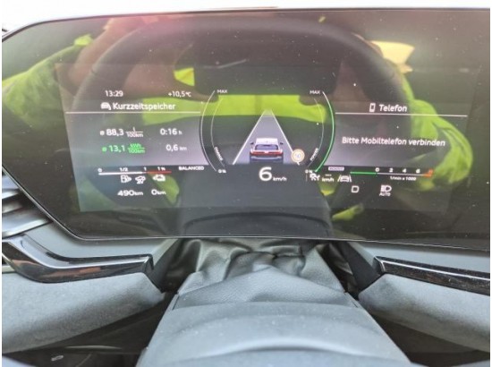 2025 Audi A5 Avant TFSI e-hybrid quattro 270 KW