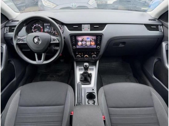 2023 Skoda Octavia Combi Ambition