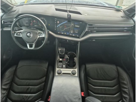 2018 Volkswagen Touareg Elegance 4Motion