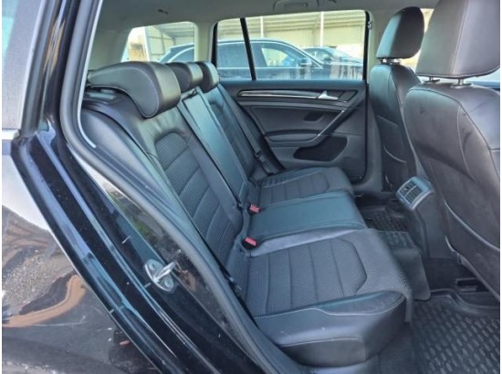 2016 Volkswagen Golf VII Variant Highline BMT