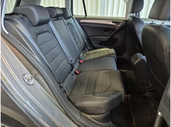 2015 Volkswagen Golf VII Variant Comfortline BMT