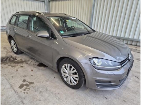 2015 Volkswagen Golf VII Variant Comfortline BMT