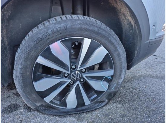 2025 Volkswagen T-Roc Goal