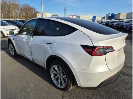 2022 Tesla Model Y Long Range Dual AWD