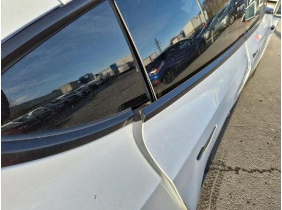 2022 Tesla Model Y Long Range Dual AWD