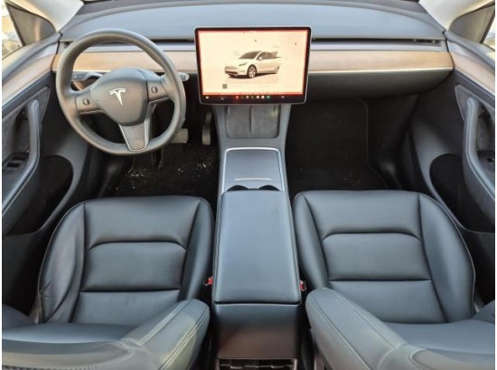 2022 Tesla Model Y Long Range Dual AWD