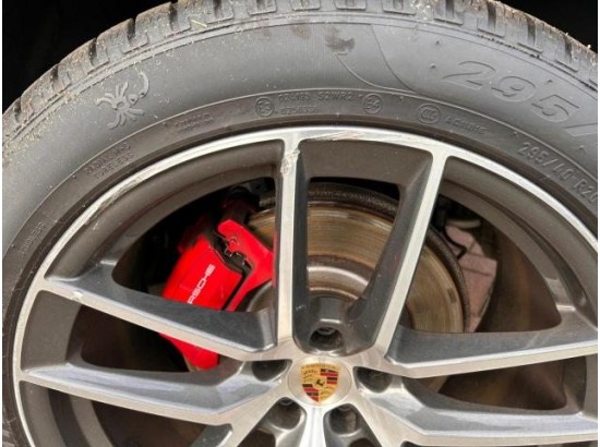 2024 Porsche Macan S