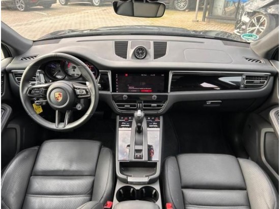 2024 Porsche Macan S