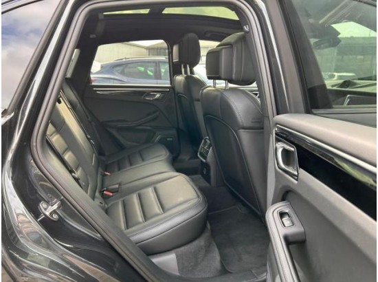 2024 Porsche Macan S