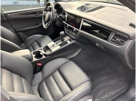 2024 Porsche Macan S