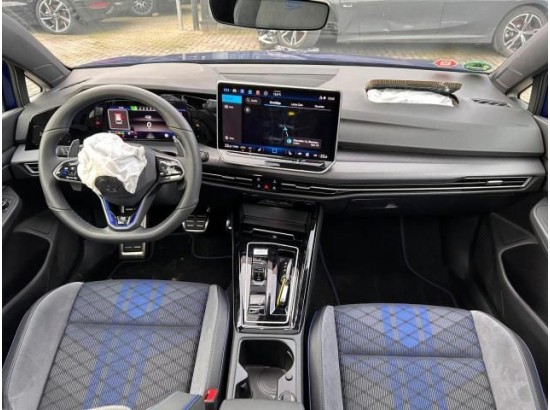 2025 Volkswagen Golf VIII Variant 2.0 TSI 245 kW 4Motion R