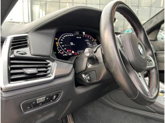 2022 BMW X5M Competition