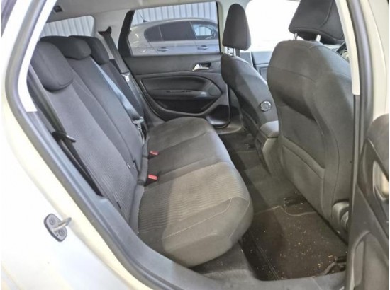 2015 Peugeot 308 SW Active