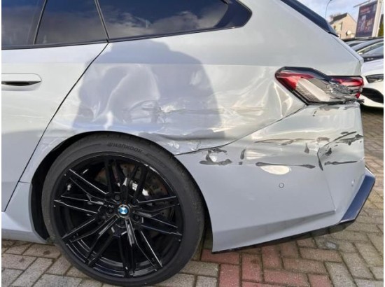 2025 BMW M5 Touring Basis