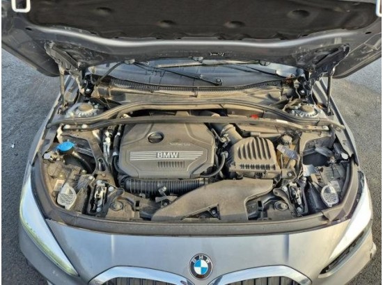 2022 BMW 1er Lim. 120i Sport Line