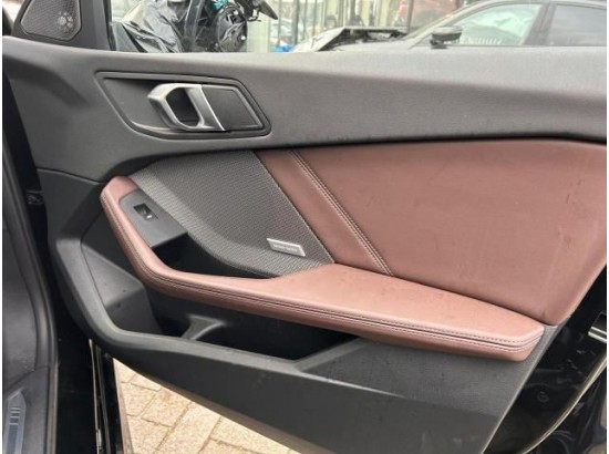 2025 BMW 1er Lim. 123 xDrive M Sport