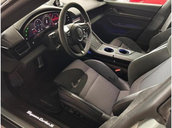 2024 Porsche Taycan Turbo S